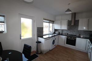 Kitchen/Diner- click for photo gallery